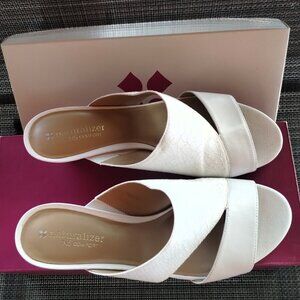 Naturalizer N5 Comfort White Leather Slide Heels Size 7